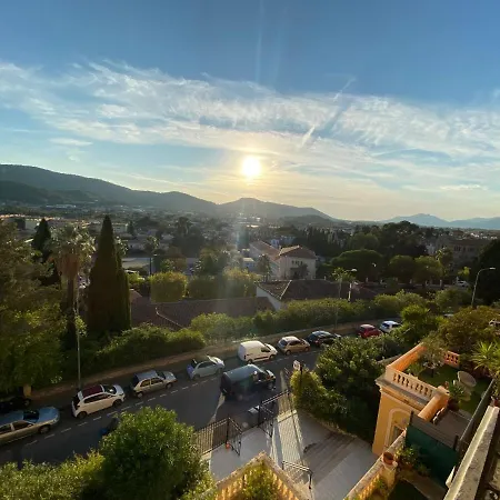 «  Le Cocon Des Iles D'or » Vue Et Clim Appartamento